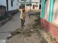 चकगोरया गांव में चला विशेष स्वच्छता अभियान