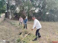 ग्राम पंचायत कोल पांडे में सफाई कर्मियों ने चलाया जागरूकता अभियान