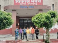 मजदूर दिवस व बुद्ध पूर्णिमा पर आजमगढ़ में स्वच्छता अभियान तेज