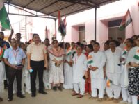 हर घर तिरंगा अभियान के तहत जिला महिला चिकित्सालय से निकली भव्य तिरंगा यात्रा
